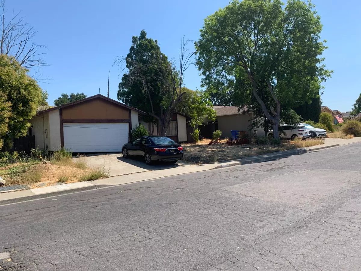 Concord, CA 94519,1832 Elkwood Drive