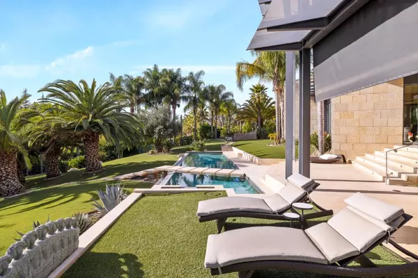 Los Altos Hills, CA 94022,27673 Lupine Road