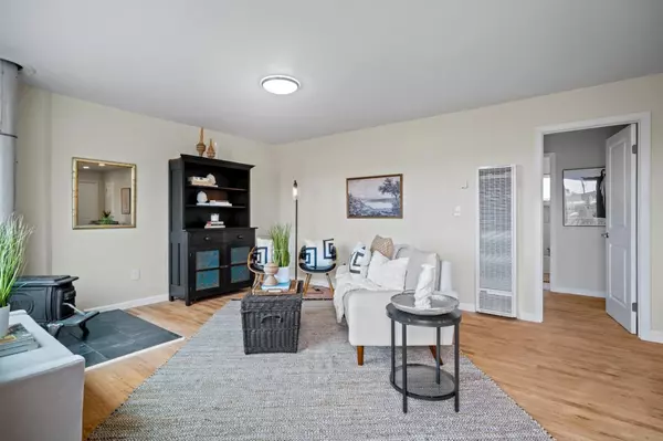 Seaside, CA 93955,1524 Luxton Street