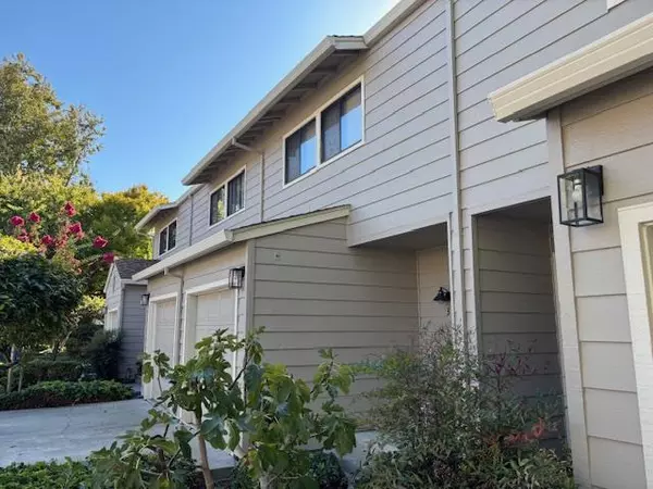 1983 San Luis Avenue #33, Mountain View, CA 94043