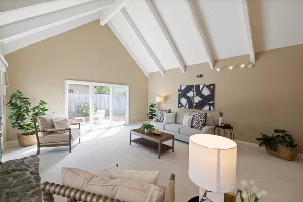 Capitola, CA 95010,4750 Capitola Road