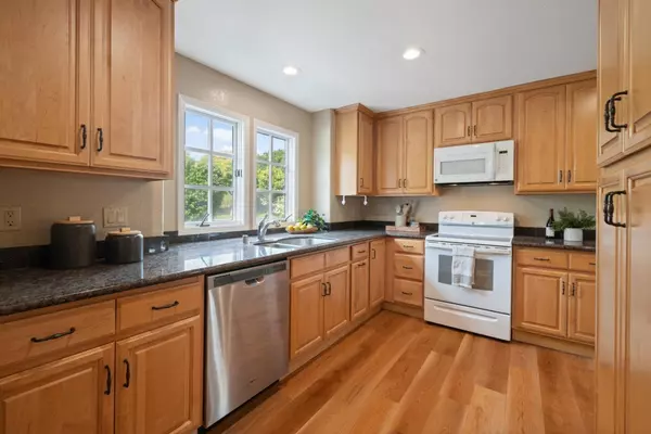 Capitola, CA 95010,4750 Capitola Road