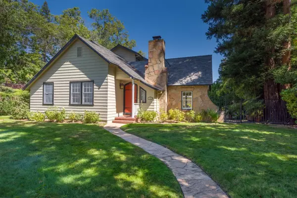 460 Olive Street, Menlo Park, CA 94025