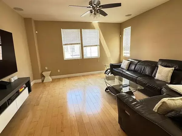 Richmond, CA 94806,621 Summer Ln