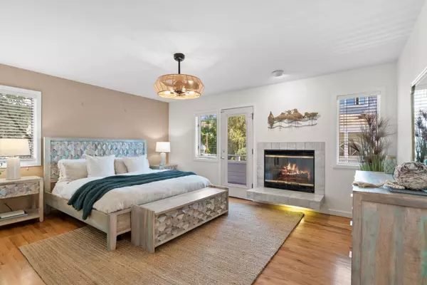 Santa Cruz, CA 95062,152 Frederick Street