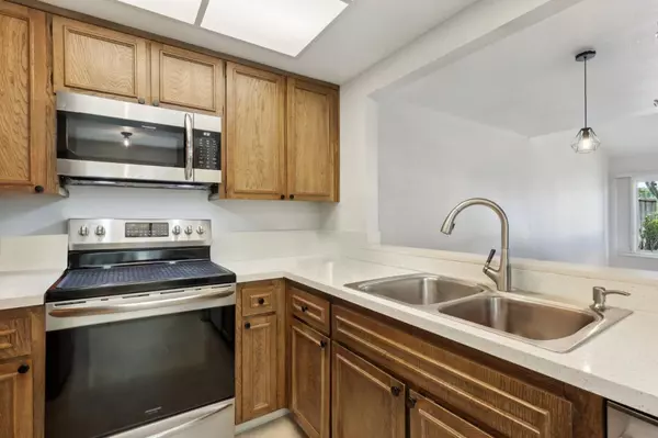 San Leandro, CA 94577,2378 Cheshire Place