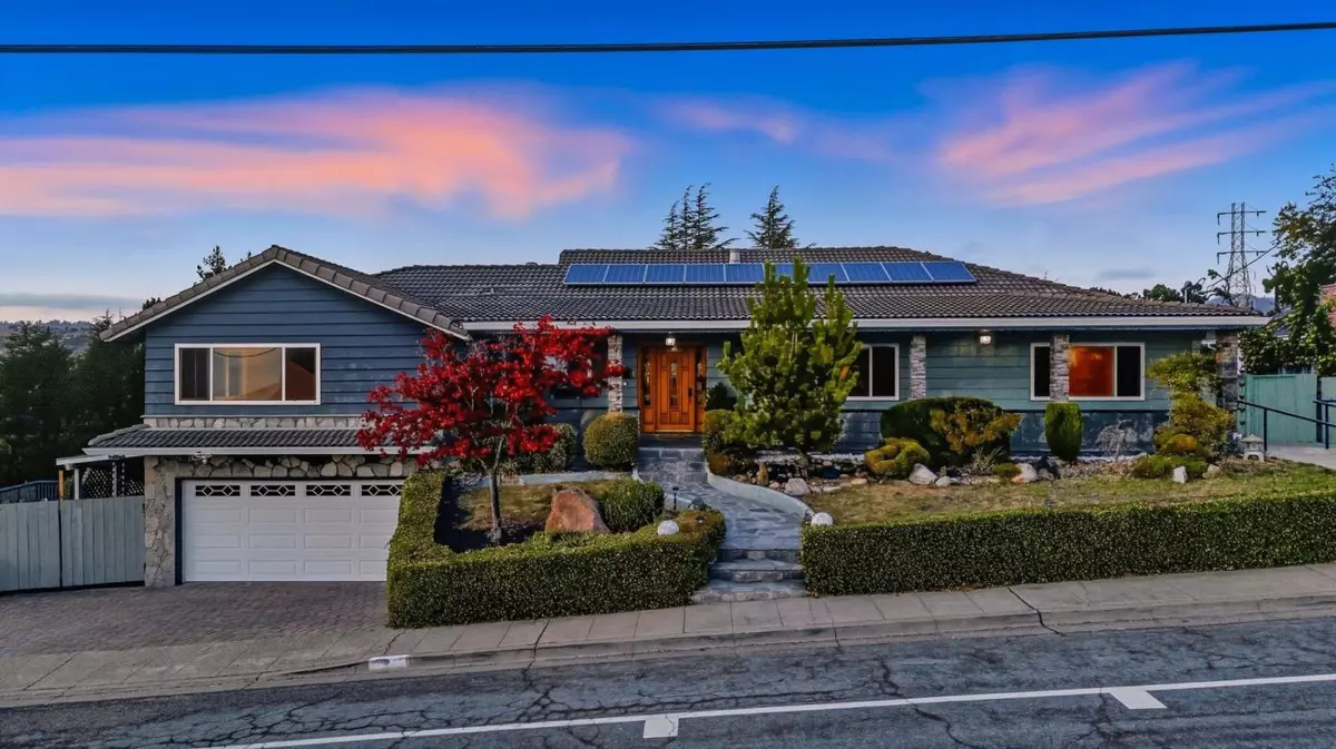 San Leandro, CA 94577,1532 View Drive