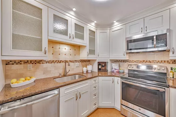 Los Gatos, CA 95032,443 Alberto Way #B121