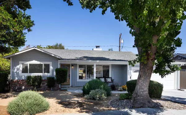 1432 Ernestine Lane, Mountain View, CA 94040