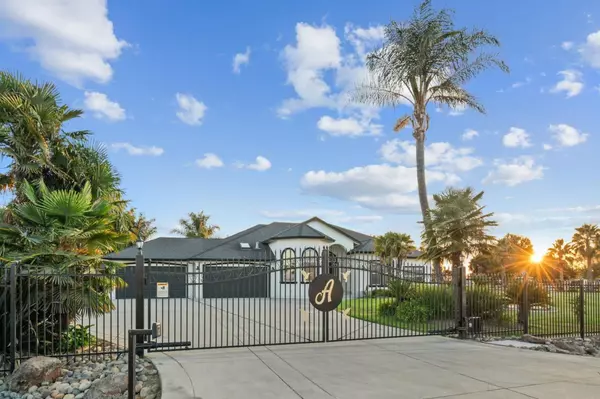 Hollister, CA 95023,1353 Perry Court