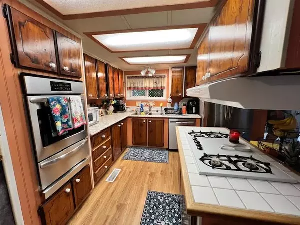 Watsonville, CA 95076,99 Sincero #99