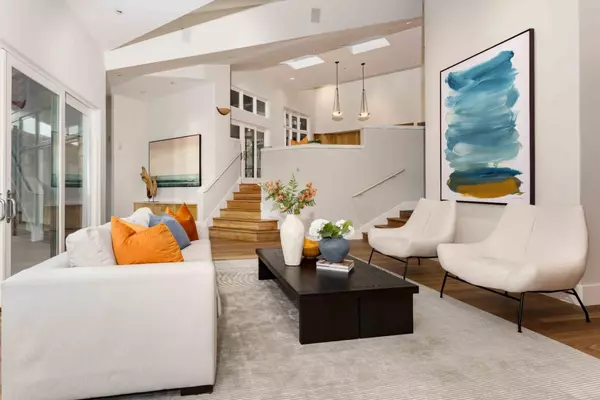 Los Altos Hills, CA 94022,12008 Emerald Hill Lane