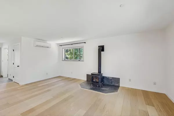 South Lake Tahoe, CA 96150,1188 Tokochi Street