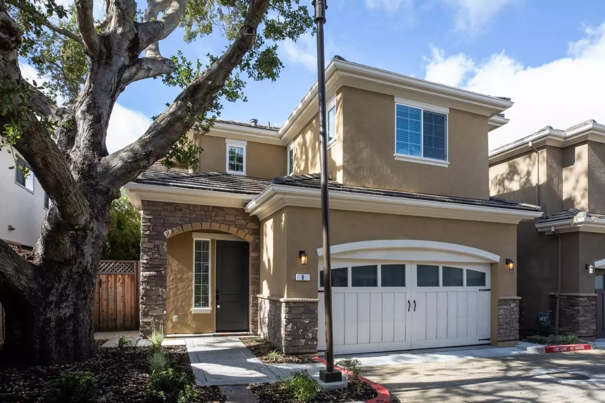 Redwood City, CA 94061,8 Kentfield Court