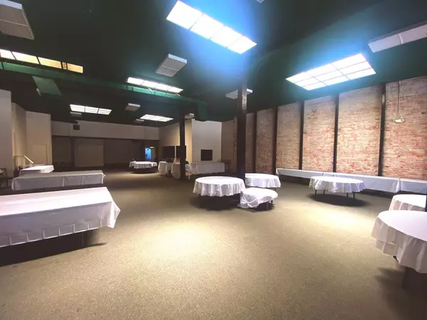 Salinas, CA 93901,231 Main Street