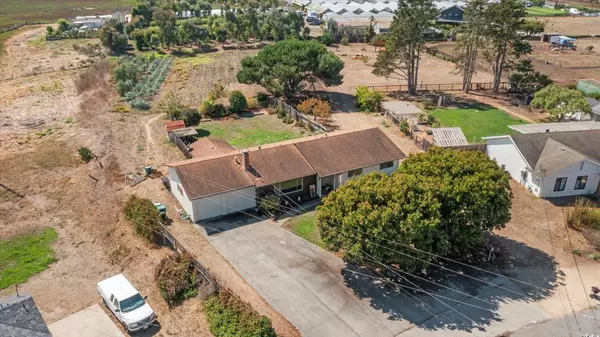 Royal Oaks, CA 95076,22 Easton Road