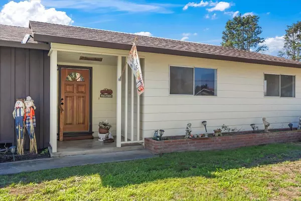 Royal Oaks, CA 95076,22 Easton Road