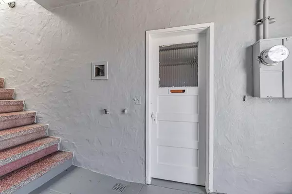 San Francisco, CA 94122,1834 38th Avenue