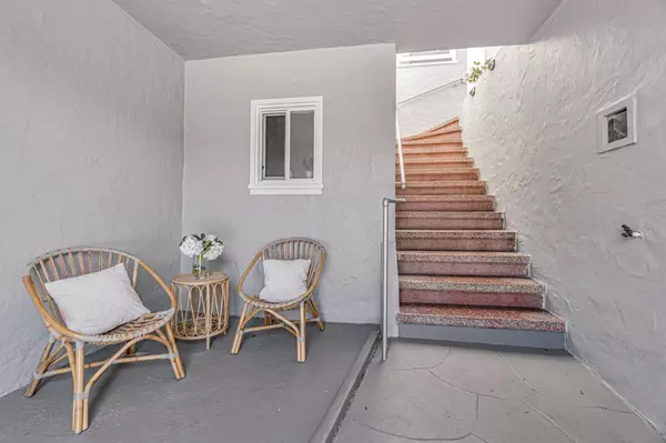 San Francisco, CA 94122,1834 38th Avenue