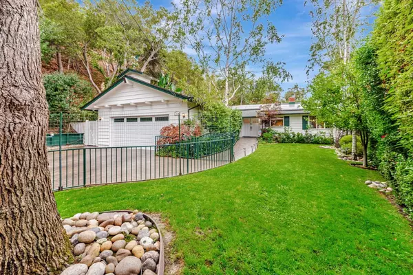 Belmont, CA 94002,1630 Courtland Road