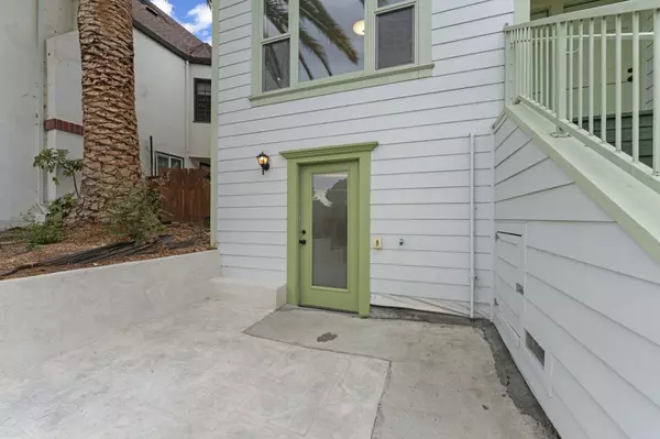 Vallejo, CA 94590,940 York Street