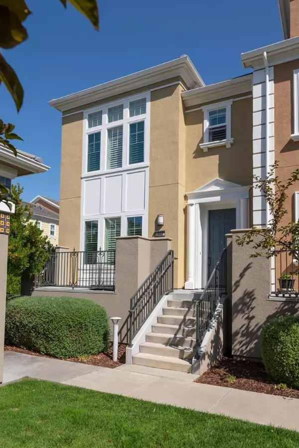402 Longden Avenue, San Mateo, CA 94403
