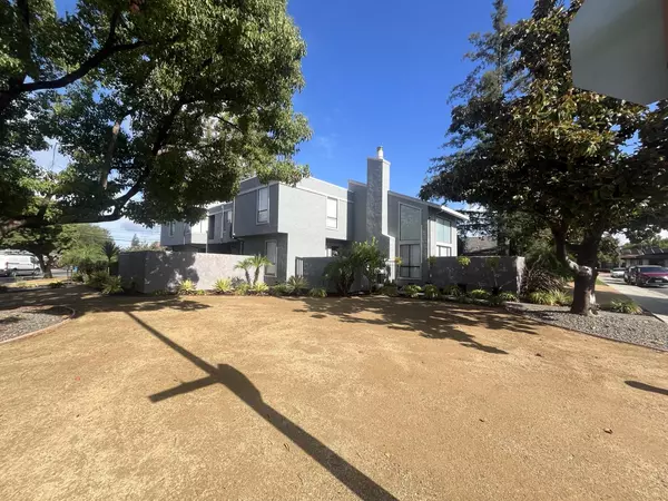 1 Doris Court, Redwood City, CA 94061