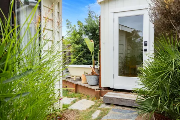 Santa Cruz, CA 95065,3503 Dover Drive