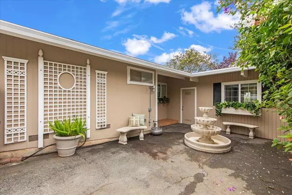 Aptos, CA 95003,538 Clubhouse Drive