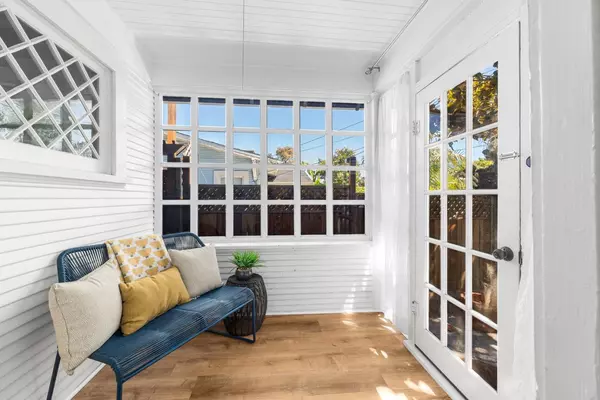 Santa Cruz, CA 95060,1124 Laurel Street