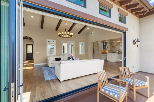 Orinda, CA 94563,21 Bigleaf Road