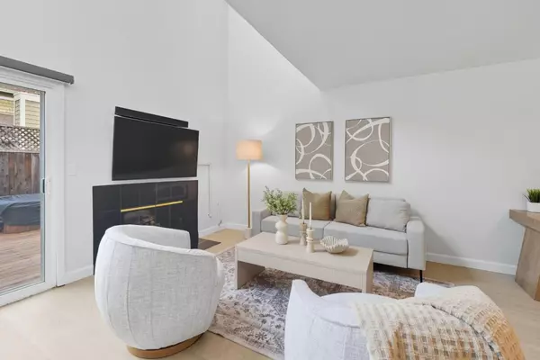 Campbell, CA 95008,101 Redding Road #A4