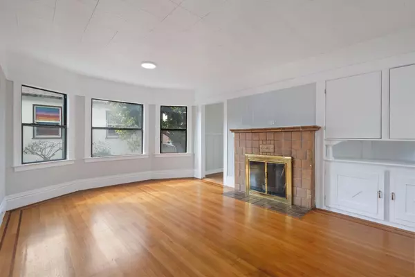 Oakland, CA 94606,2831 21st Avenue