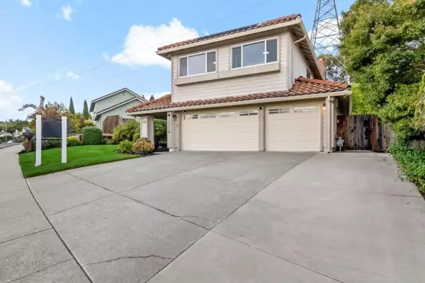 17716 Columbia Drive, Castro Valley, CA 94552