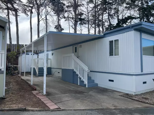 356 Reservation Road #50, Marina, CA 93933