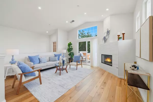 Redwood City, CA 94065,123 Positano Circle #406