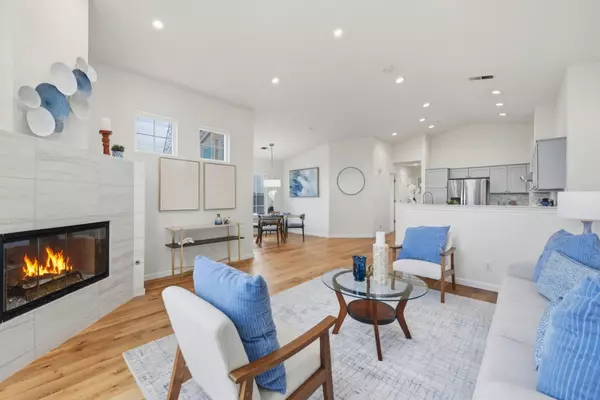 Redwood City, CA 94065,123 Positano Circle #406