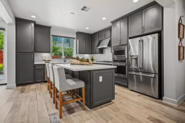 Marina, CA 93933,2721 Parkview Way