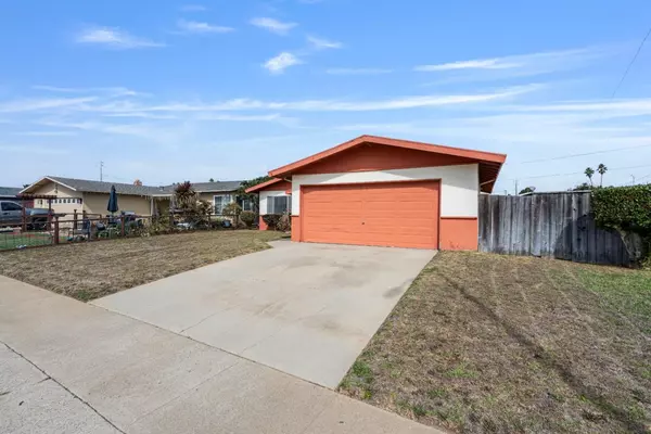 Salinas, CA 93906,587 Mariposa Street