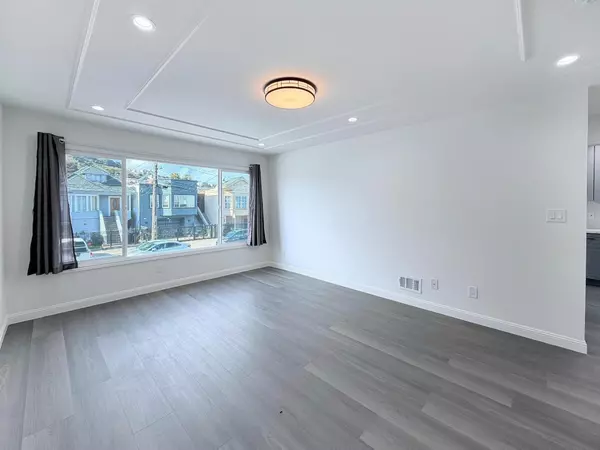 San Francisco, CA 94124,1180 Fitzgerald Avenue