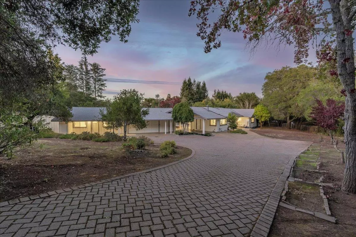 Los Altos Hills, CA 94022,12272 Windsor Court