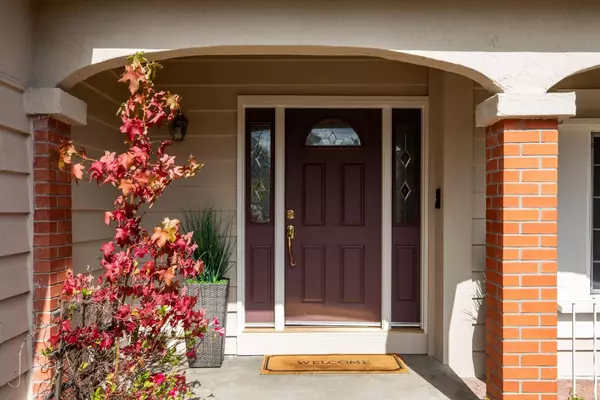 Cupertino, CA 95014,10715 Grapnel Place