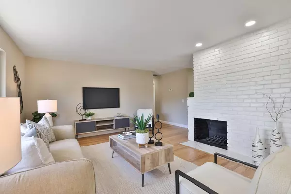 Sunnyvale, CA 94087,1072 Syracuse Drive
