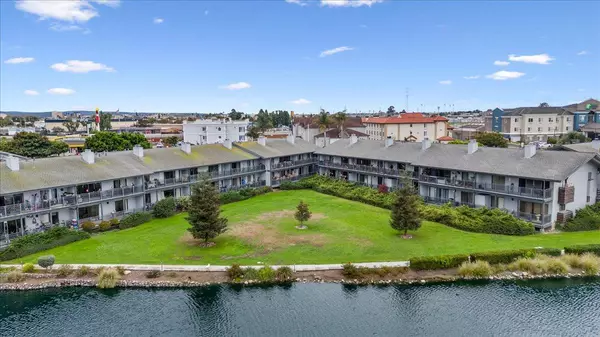 Salinas, CA 93905,166 Kern Street #19