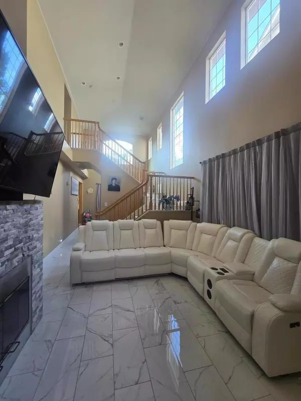 Salinas, CA 93906,1958 Bradbury Street