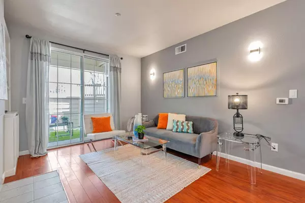 Sunnyvale, CA 94085,601 Arcadia Terrace #103