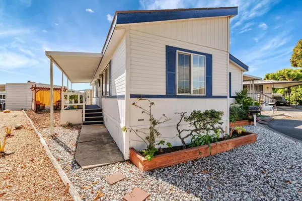 Hayward, CA 94544,1580 Balein Court #14