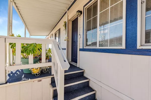 Hayward, CA 94544,1580 Balein Court #14