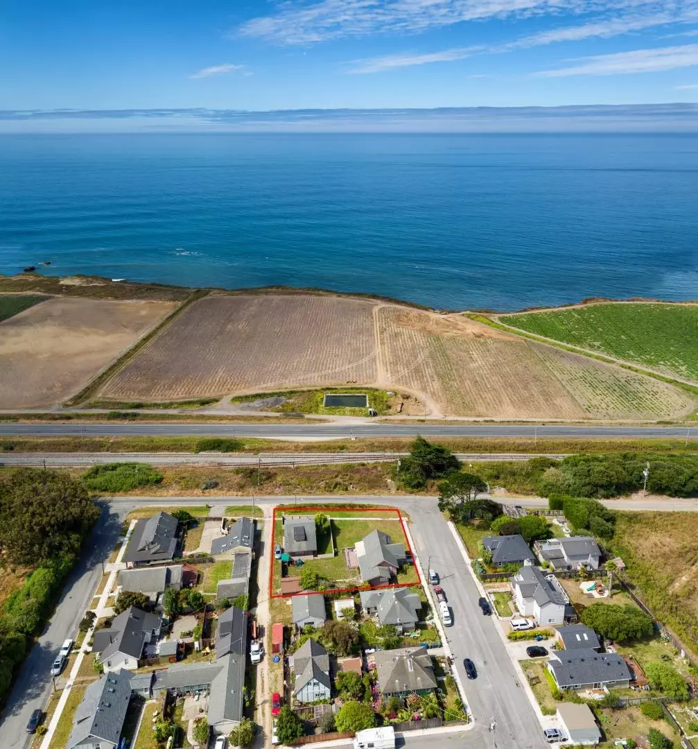 Davenport, CA 95017,2 3rd Avenue