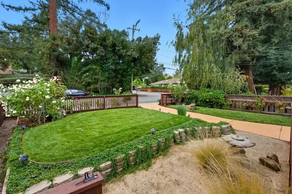 Redwood City, CA 94061,471 Santa Clara Avenue